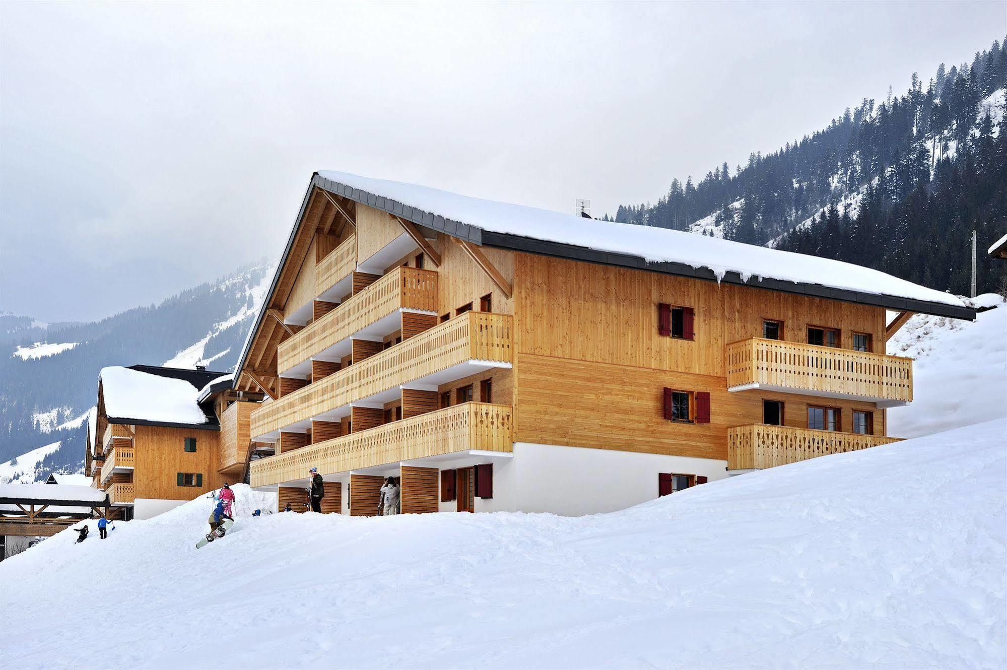 Résidence Néméa Le Grand Ermitage Châtel Esterno foto